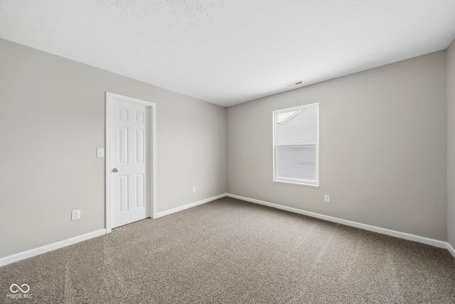 6427 Paramount Springs Drive, Anderson, IN 46013