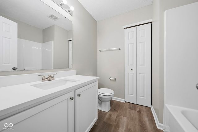 6427 Paramount Springs Drive, Anderson, IN 46013