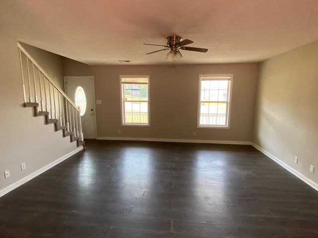 3391 N Henderson Way, Clarksville, TN 37042