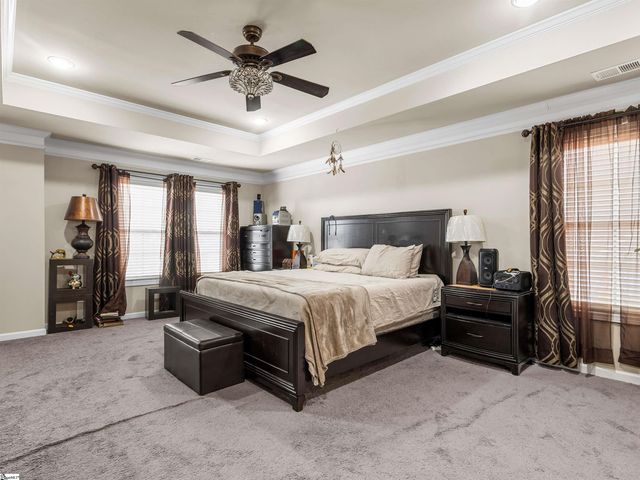 450 Bucklebury Road, Greer, SC 29651