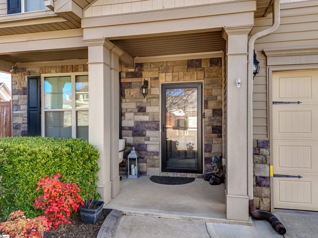 450 Bucklebury Road, Greer, SC 29651