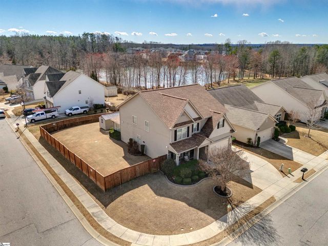 450 Bucklebury Road, Greer, SC 29651