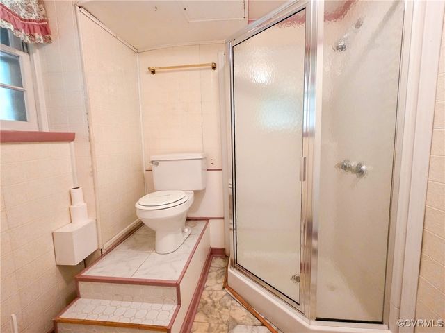 16121 Rowlett Rd, Chesterfield, VA 23838