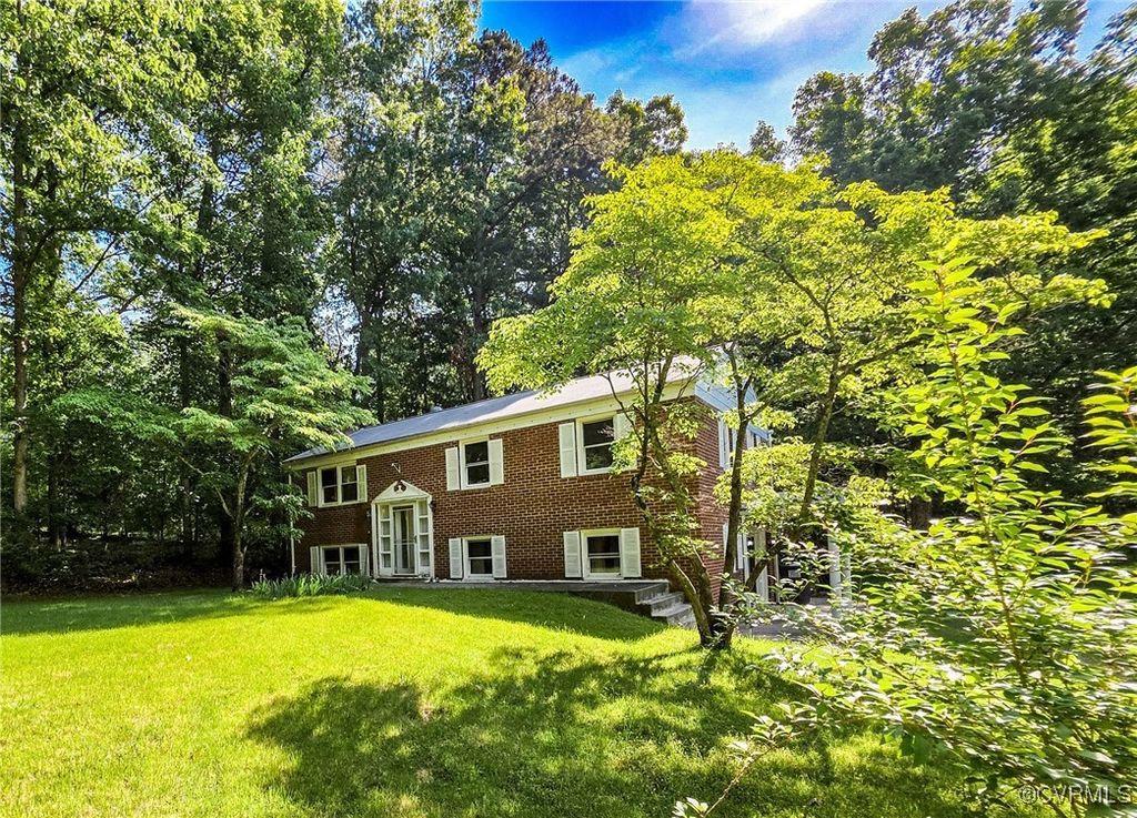 16121 Rowlett Rd, Chesterfield, VA 23838