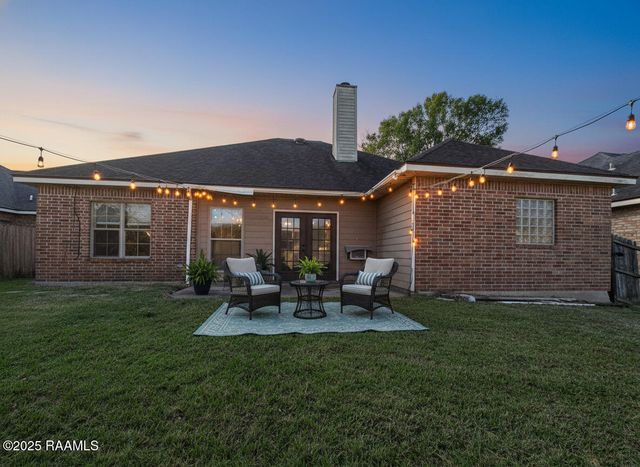 236 Shadowbrush Bend, Lafayette, LA 70506