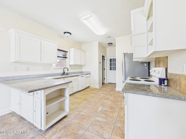 236 Shadowbrush Bend, Lafayette, LA 70506