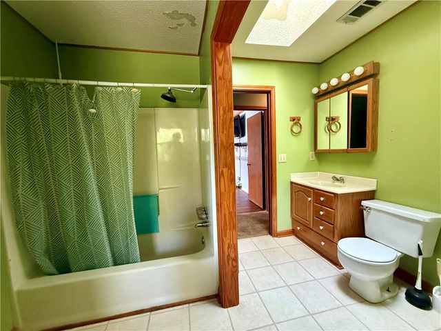 3790 Pine Brook Drive, Acworth, GA 30102