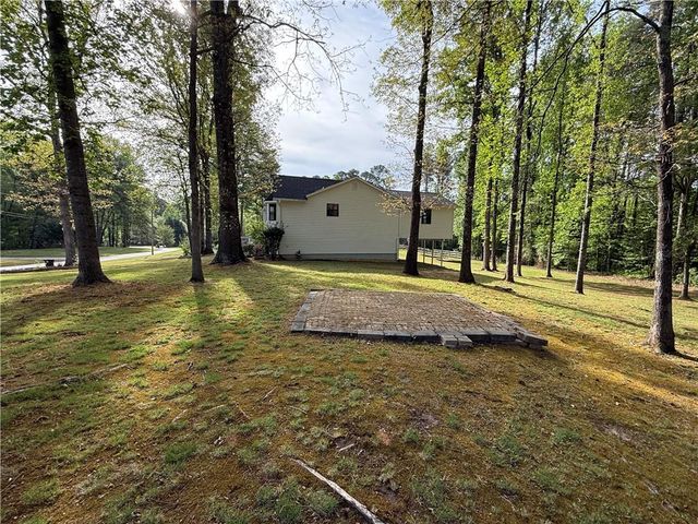 3790 Pine Brook Drive, Acworth, GA 30102