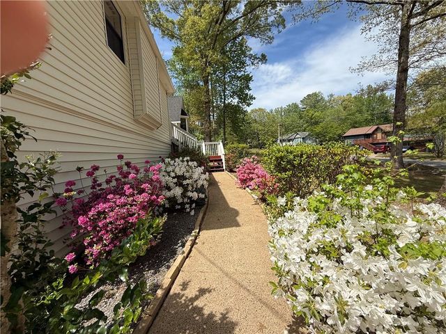 3790 Pine Brook Drive, Acworth, GA 30102