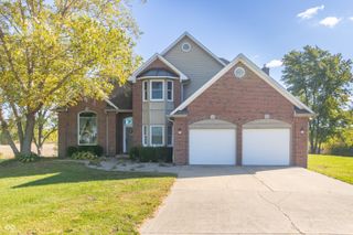 10686 N Division Road, Fountaintown, IN 46130