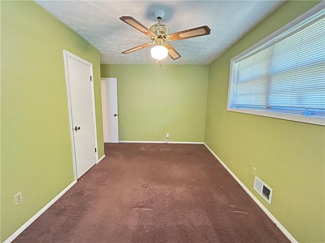 2904 Barry Avenue SE, Smyrna, GA 30082