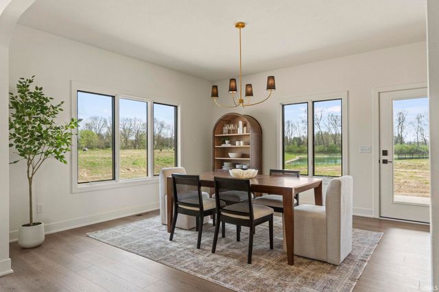 594 Contour Cove, Huntertown, IN 46748