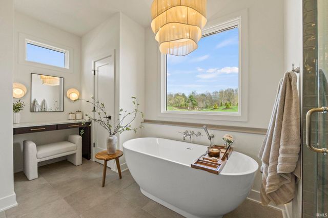 594 Contour Cove, Huntertown, IN 46748