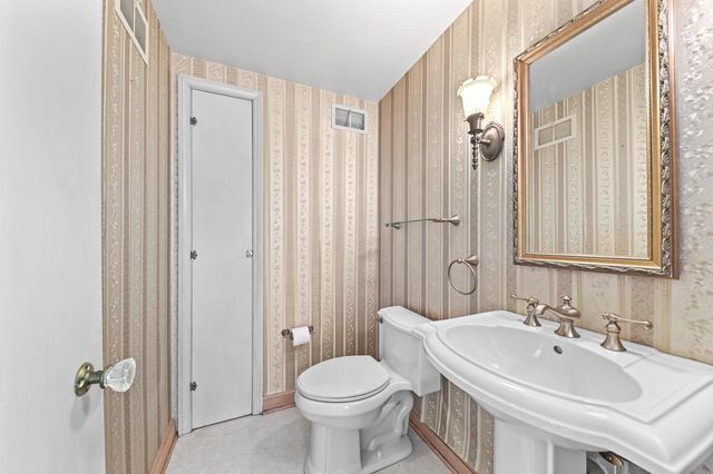 4332 N Sheffield AVENUE, Shorewood, WI 53211
