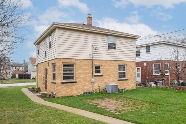 4332 N Sheffield AVENUE, Shorewood, WI 53211