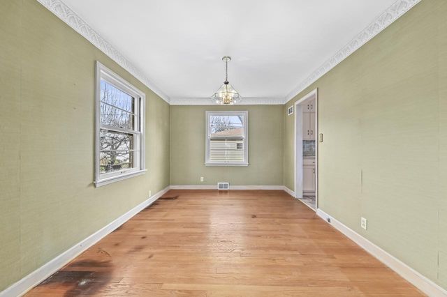 4332 N Sheffield AVENUE, Shorewood, WI 53211