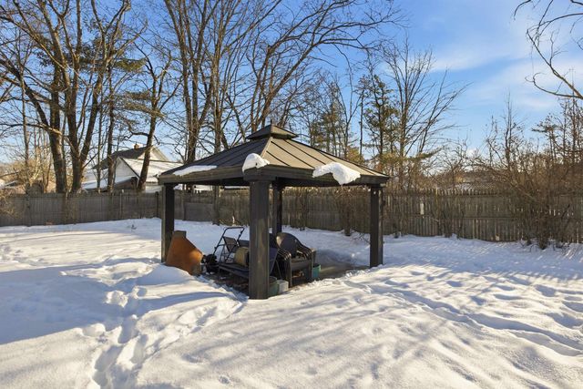 34 Gage Street, Boscawen, NH 03303