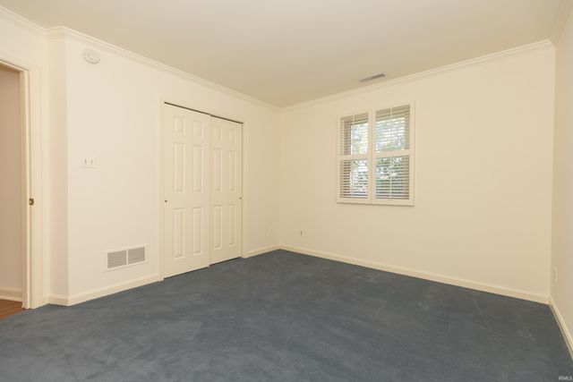 728 Kingswood Drive Court, Evansville, IN 47715