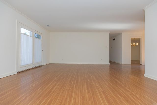 728 Kingswood Drive Court, Evansville, IN 47715