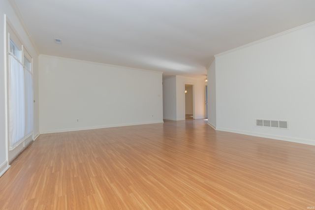 728 Kingswood Drive Court, Evansville, IN 47715