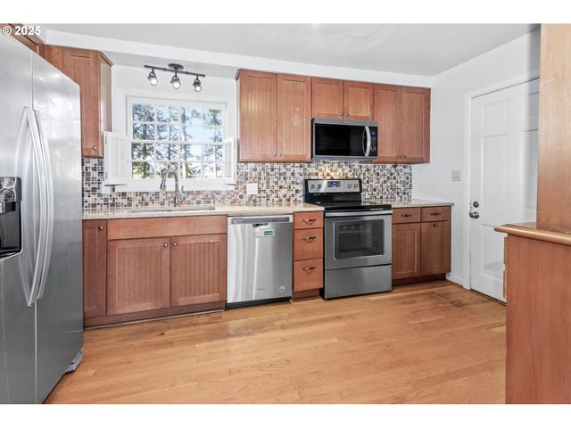 1110 S LIESER Rd, Vancouver, WA 98664