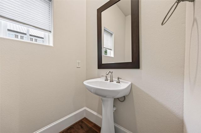 2964 Rusk Street, Houston, TX 77003