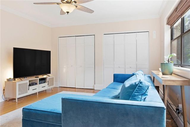 607 Mayflower RD, Norfolk, VA 23508