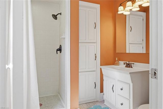 607 Mayflower RD, Norfolk, VA 23508