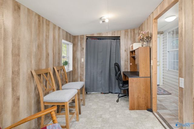 158 County Road 329, Decatur, AL 35603