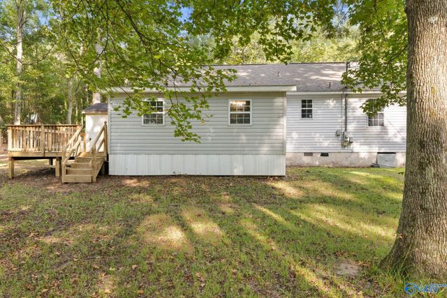 158 County Road 329, Decatur, AL 35603
