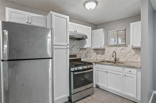 4811 Oakland Street 6, Houston, TX 77023