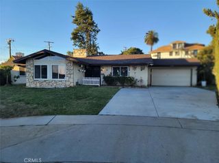 6984 Center, Highland, CA 92346