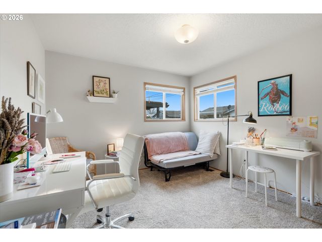 1841 UMPQUA Rd, Woodburn, OR 97071