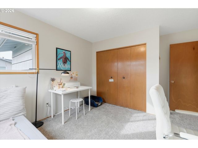 1841 UMPQUA Rd, Woodburn, OR 97071