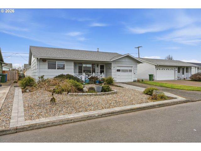 1841 UMPQUA Rd, Woodburn, OR 97071