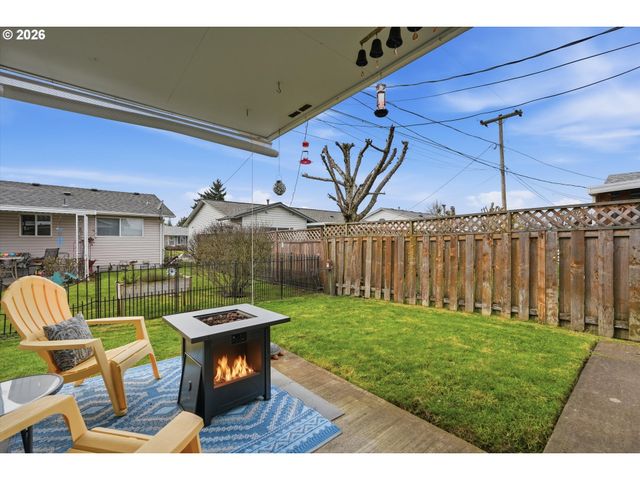 1841 UMPQUA Rd, Woodburn, OR 97071