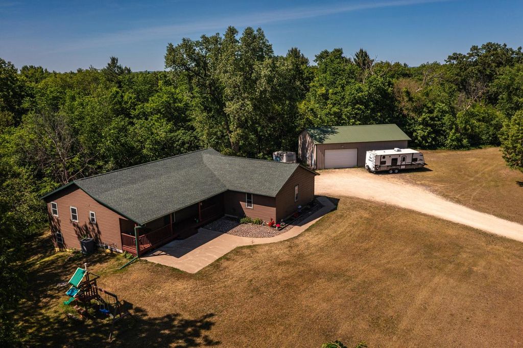 N7341 County Road XX, Holmen, WI 54636