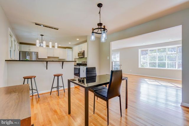 6417 EARLHAM DR, Bethesda, MD 20817
