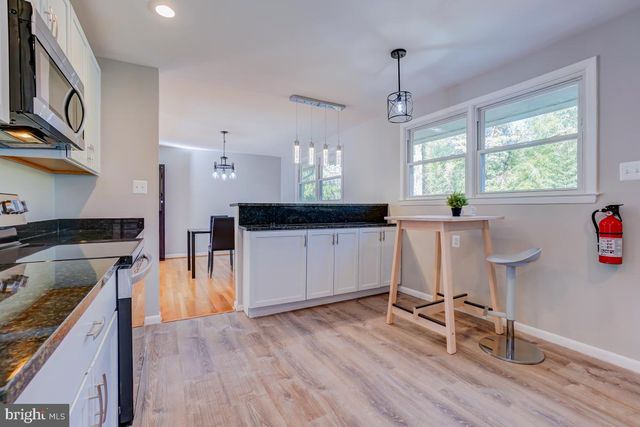 6417 EARLHAM DR, Bethesda, MD 20817