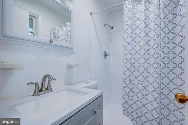 6417 EARLHAM DR, Bethesda, MD 20817