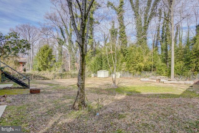 6417 EARLHAM DR, Bethesda, MD 20817
