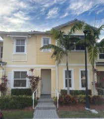 132 SE 28th Pl 4, Homestead, FL 33033