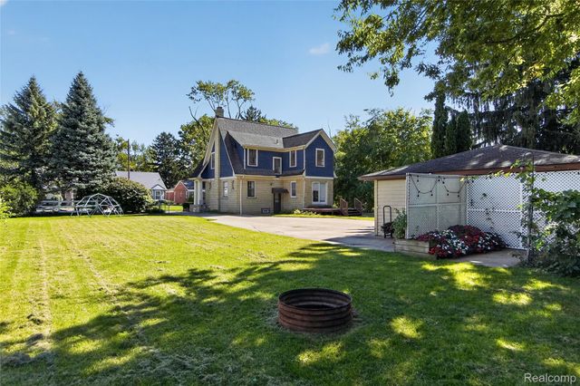 11339 Arnold Street, Redford Charter Township, MI 48239