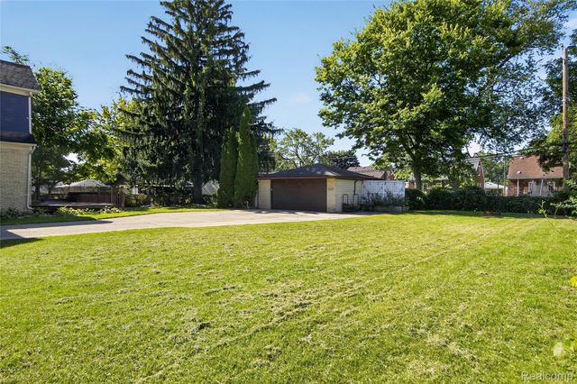 11339 Arnold Street, Redford Charter Township, MI 48239