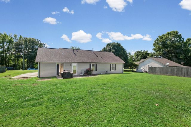 2676 ROUGHEDGE RD, Covington, TN 38019