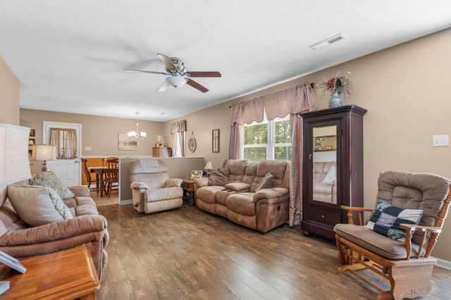 2676 ROUGHEDGE RD, Covington, TN 38019