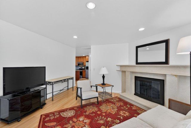 333 John Street, Santa Cruz, CA 95060