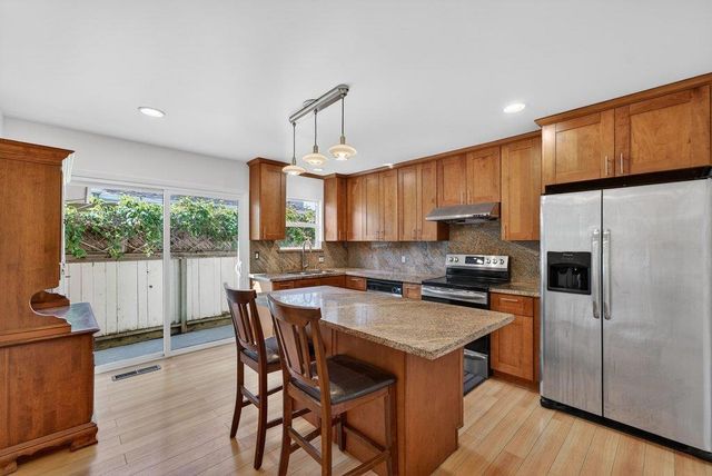 333 John Street, Santa Cruz, CA 95060