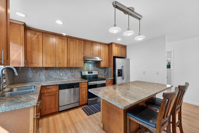 333 John Street, Santa Cruz, CA 95060