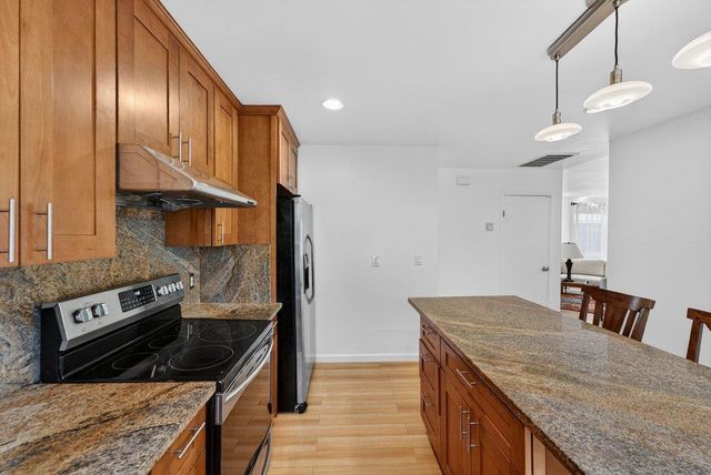 333 John Street, Santa Cruz, CA 95060